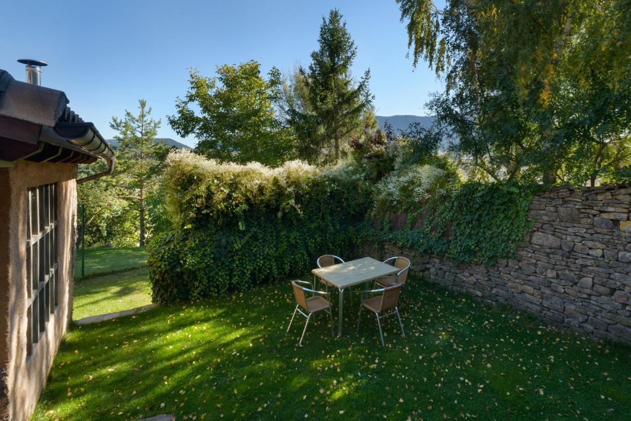 O Zierzo Villa Jaca Bagian luar foto