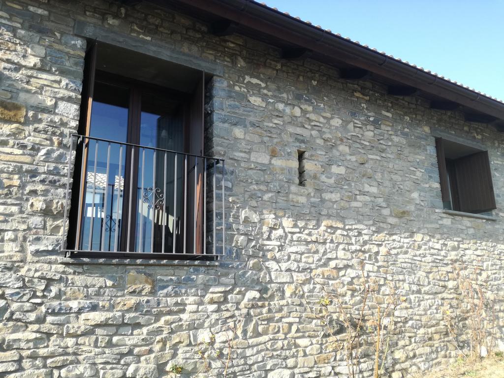 O Zierzo Villa Jaca Bagian luar foto
